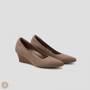 Espresso VIVAIA Aria Wedge Pro Women's Pointed-Toe Wedge | MGW-6932