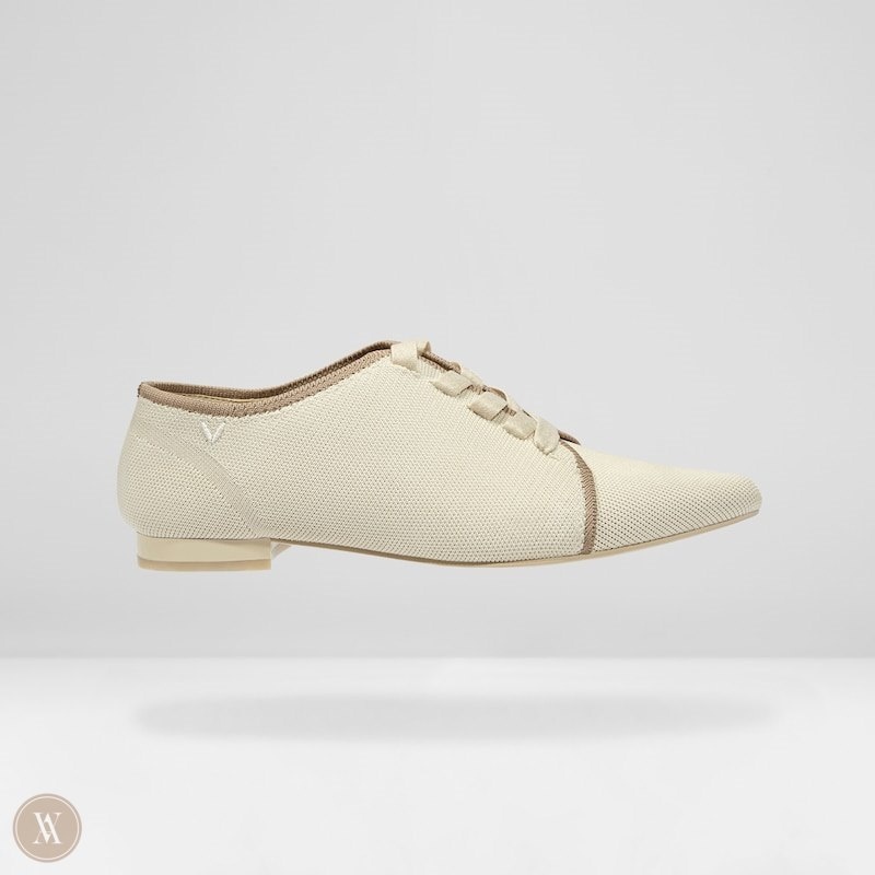 Cream White VIVAIA Grace Women's Pointed-Toe Lace-Up Oxfords | CML-0189