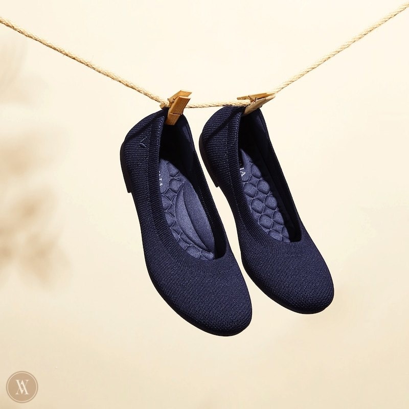 Navy VIVAIA Claire Women's Round-Toe Flats | VUY-7029