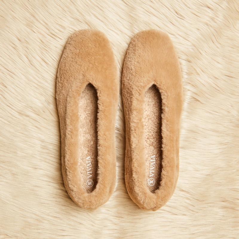 Nutmeg VIVAIA Margot Women\'s Square-Toe Recycled Mink Faux Fur Flats | PVT-6913